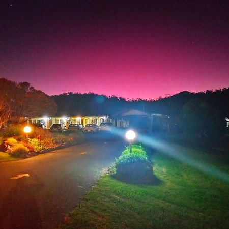 Wintersun Gardens Motel Bicheno Eksteriør billede