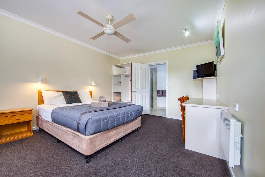 Wintersun Gardens Motel Bicheno Eksteriør billede