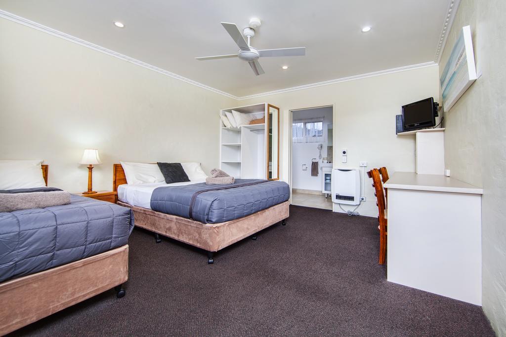 Wintersun Gardens Motel Bicheno Eksteriør billede