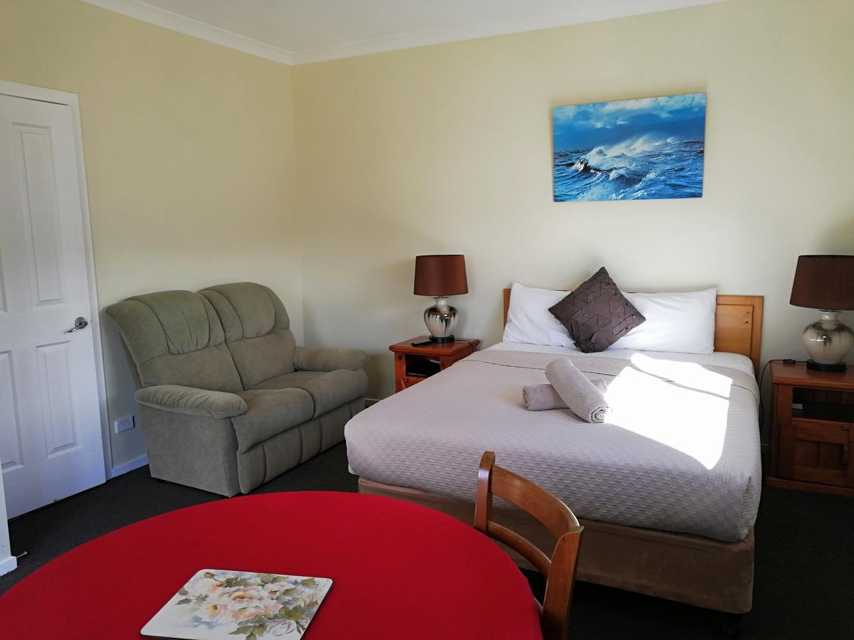 Wintersun Gardens Motel Bicheno Eksteriør billede
